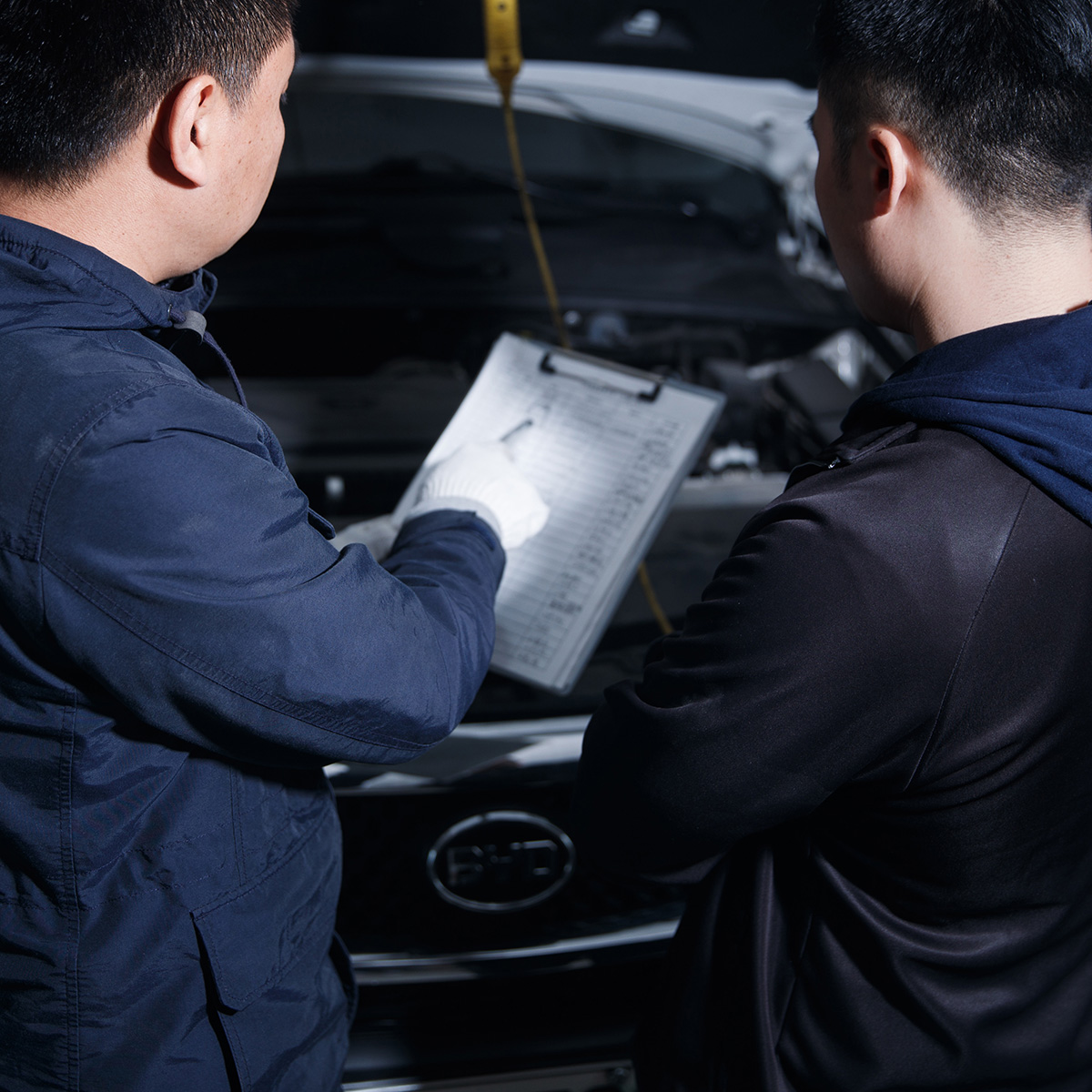 EV battery diagnostic device product shot
