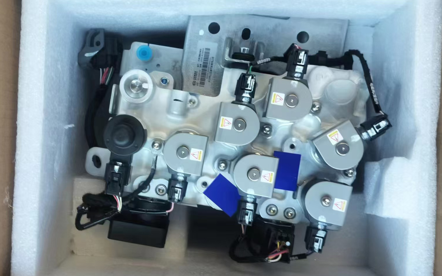 Auto electrical spare parts display